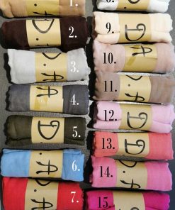 D.A. tørklæder fra Pippi Fashion. Vælg farve