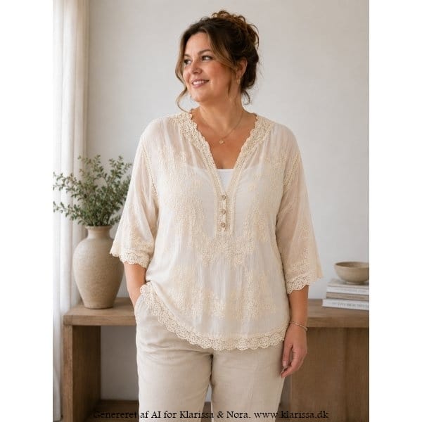Asta broderi bluse fra Janne K. Creme (1)