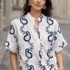Broderet bluse fra Janne K