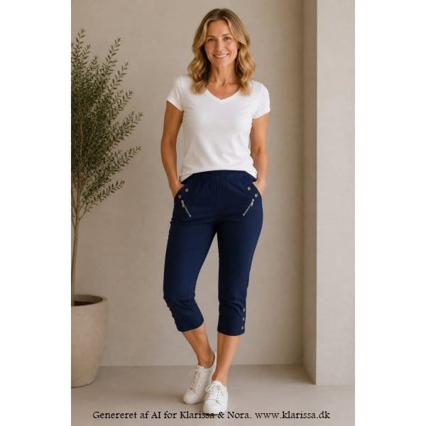 Cille capri-bukser fra Vanting. Navy