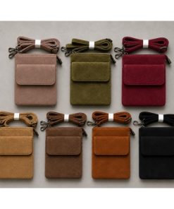 Crossbody Pouch i syntetisk ruskind med flere lommer