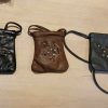Minitaske i læder med stjerne fra Amust