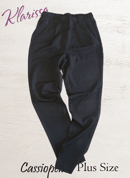 Roma pants fra Cassiopeia. Sort. Plus Size.