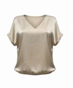 Shiny t-shirt sand (1)