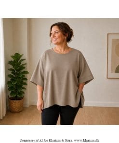Toscana bluse fra New Collection – Oversized Plus bluse. Fango